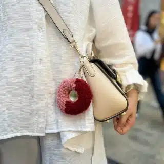 Red and pink mirror chain