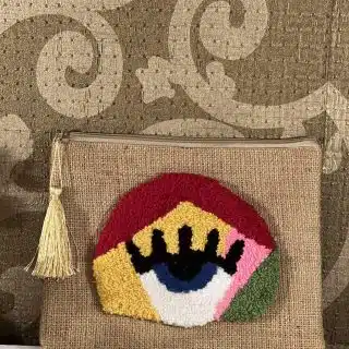 Eyes on you khoos clutch