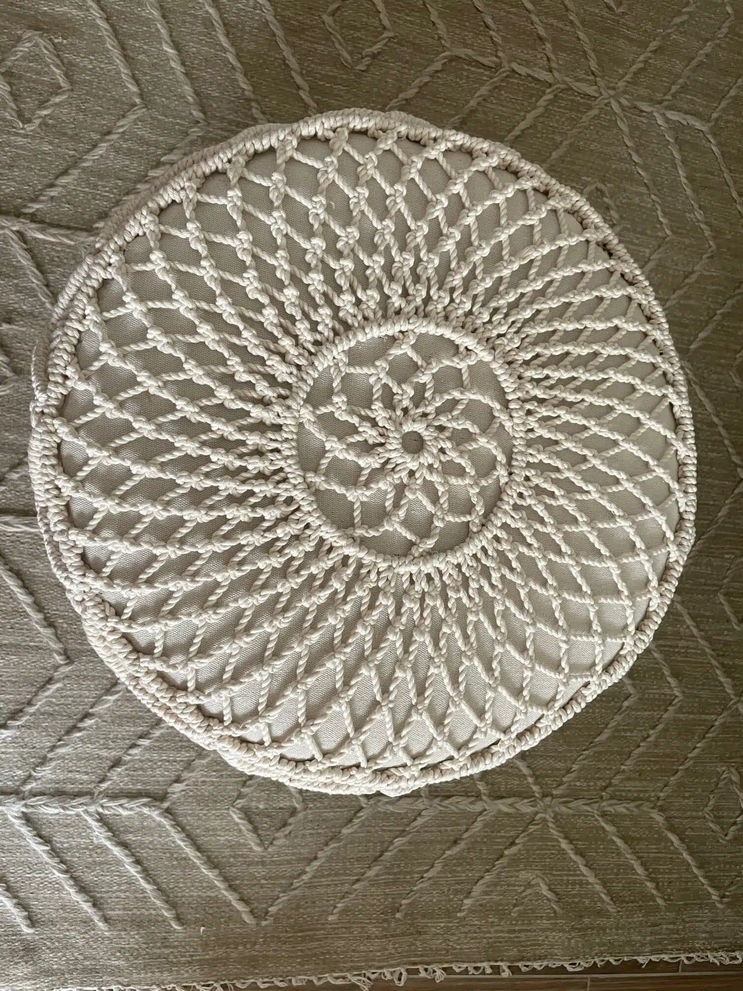 Lotus Puff 1 Cotton Macrame puff