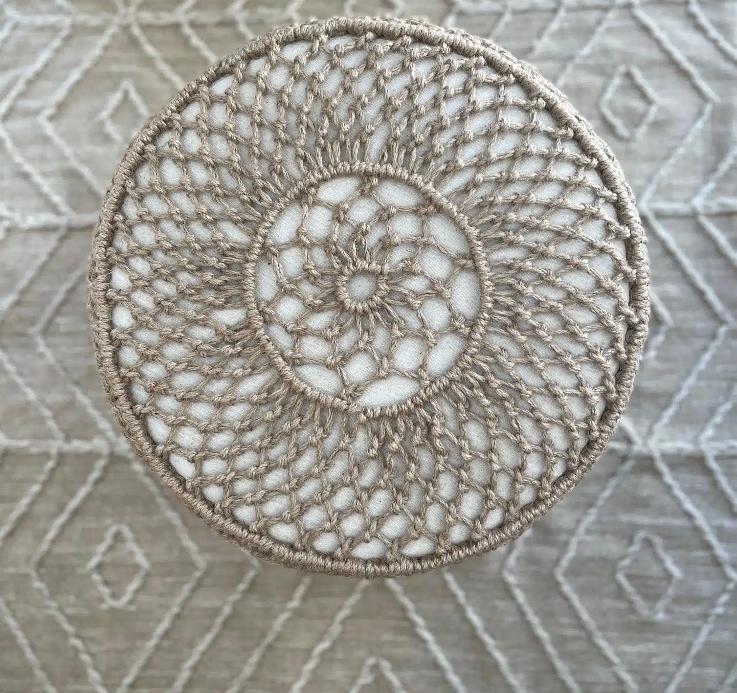 Orchid Puff 1 Jute Macrame Puff