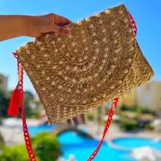 Pearl straw clutch
