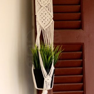 Macrame Plant pot Hanger
