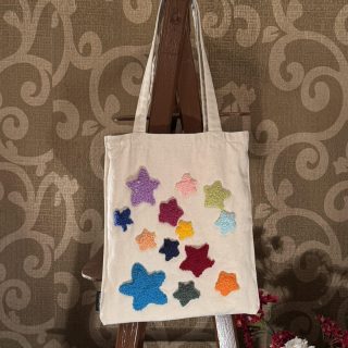 Scattered stars tote bag