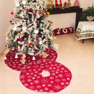 Tree Skirt snowflake velvet with Pom Pom 1m diameter