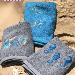Sea life guest towels