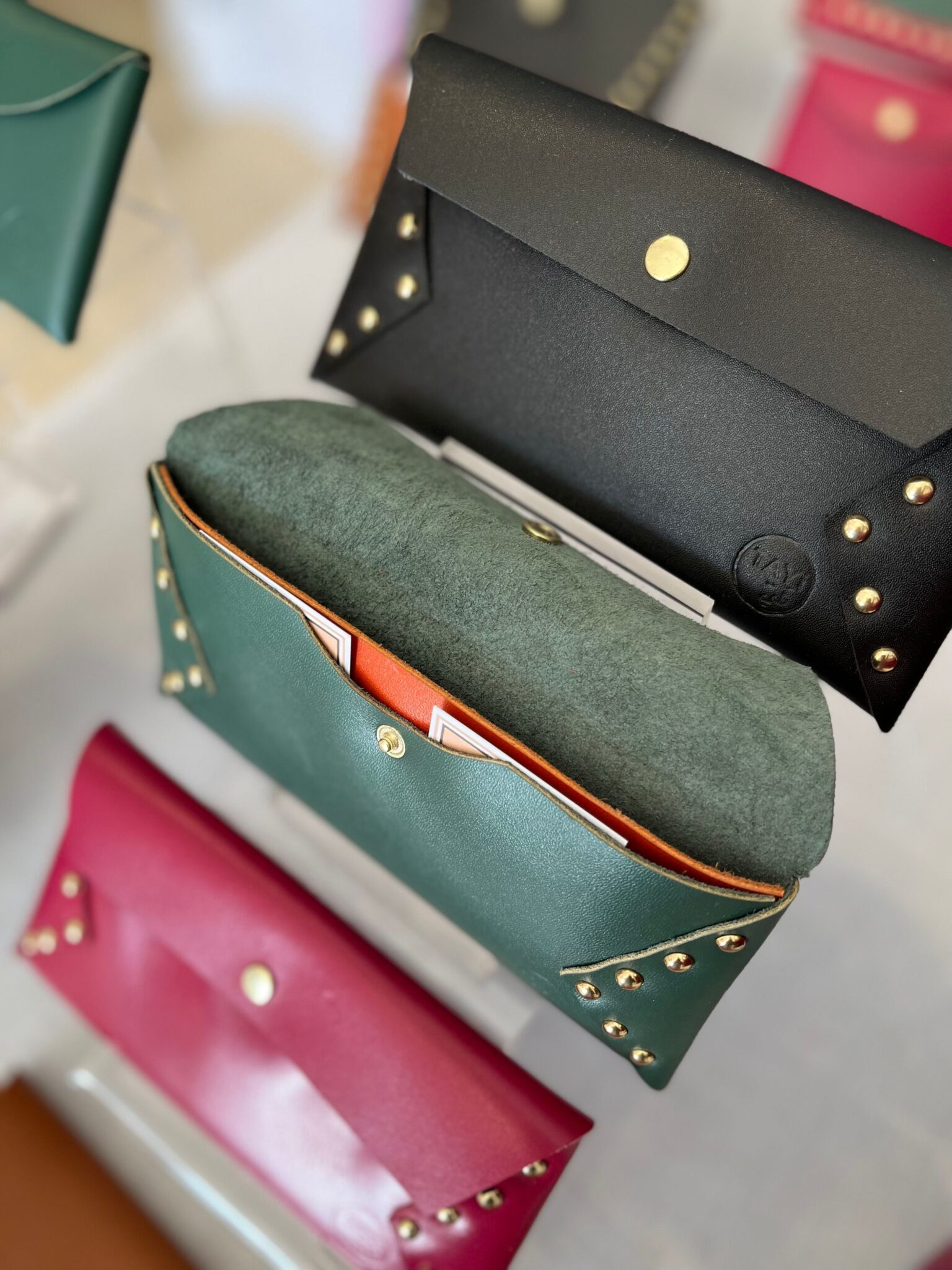 leather wallet 17 IMG 7562 scaled