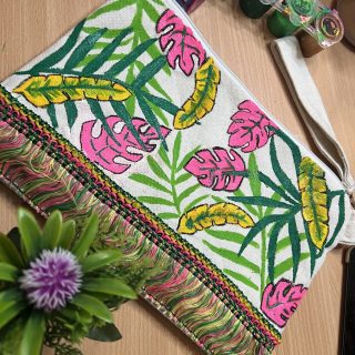 Tropical Clutch