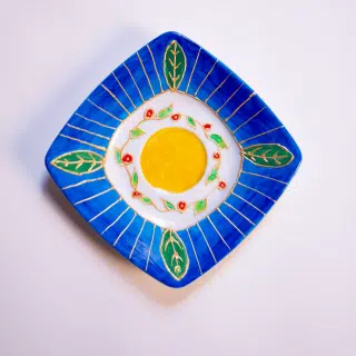 Decorative blue and green leaves plate