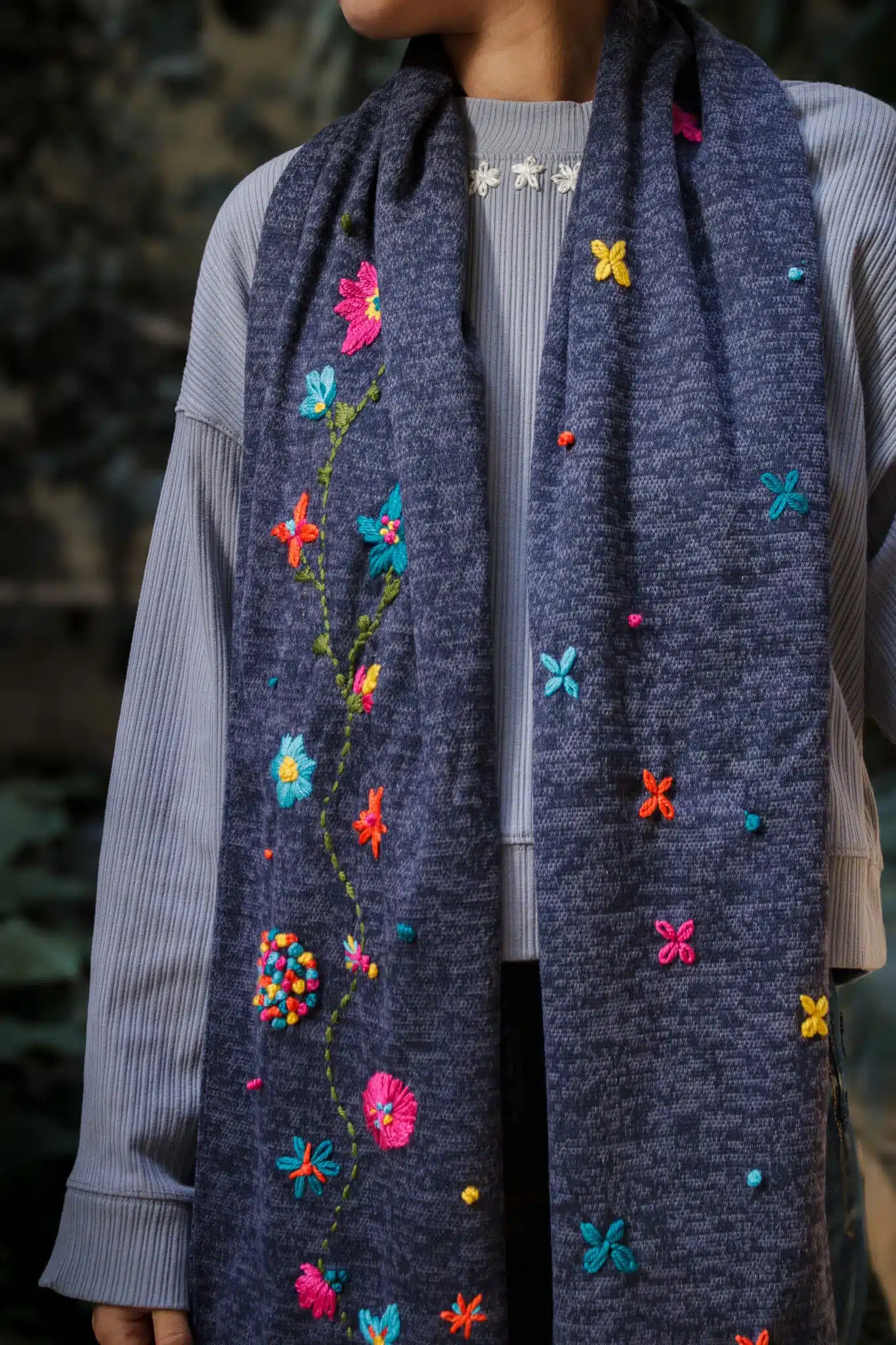 Navy blue wool floral scarf 1 Navy blue wool floral scarf