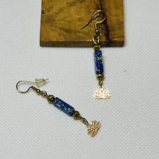 Blue jaspe earrings with lotus flower