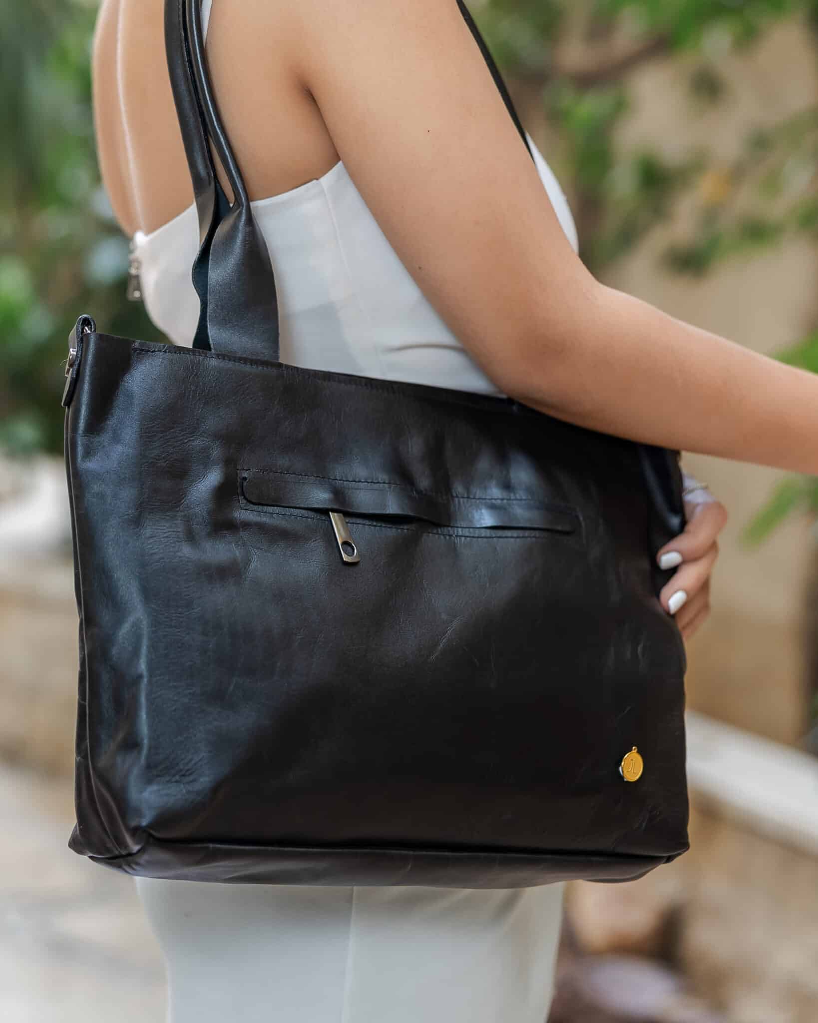 Medium Leather Tote Bag 12 Jean 54 scaled