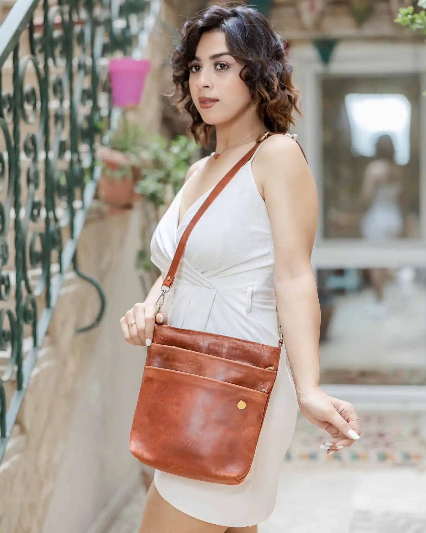 Vintage Small pullup leather Crossbody Purse 5 Jean 79 scaled