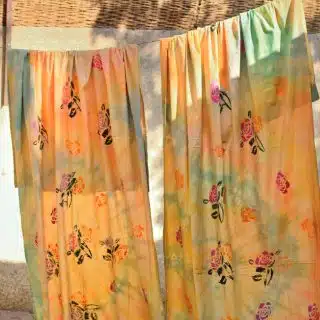 Flower curtain