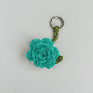 Large Crochet Rose Keychain (Quantities by order) (You can choose colors form the color pallete)