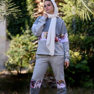 Light grey shades big lillies flowers tracksuit