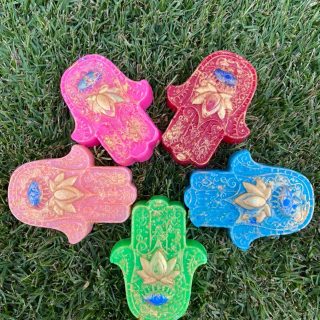 Hamsa glyesrine hand