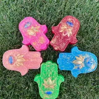 Hamsa glyesrine hand