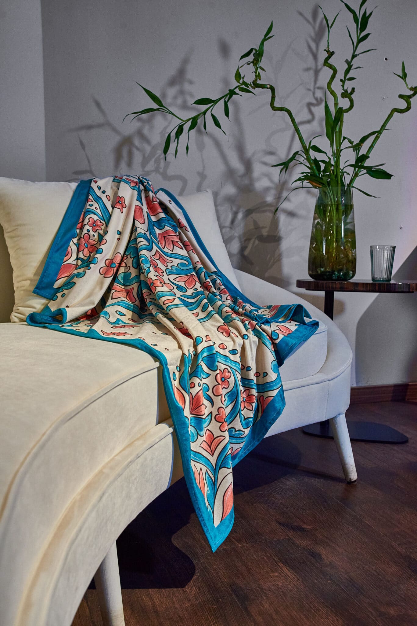 throw (TF-19) 1 مفرش قطيفه