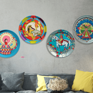 Folklore wall décor 4 trays set