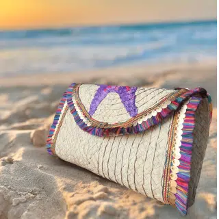 starry fish Straw clutch