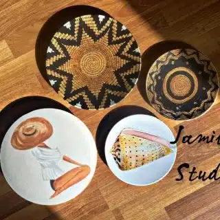 Brown shell & themed baskets (wall plates)
