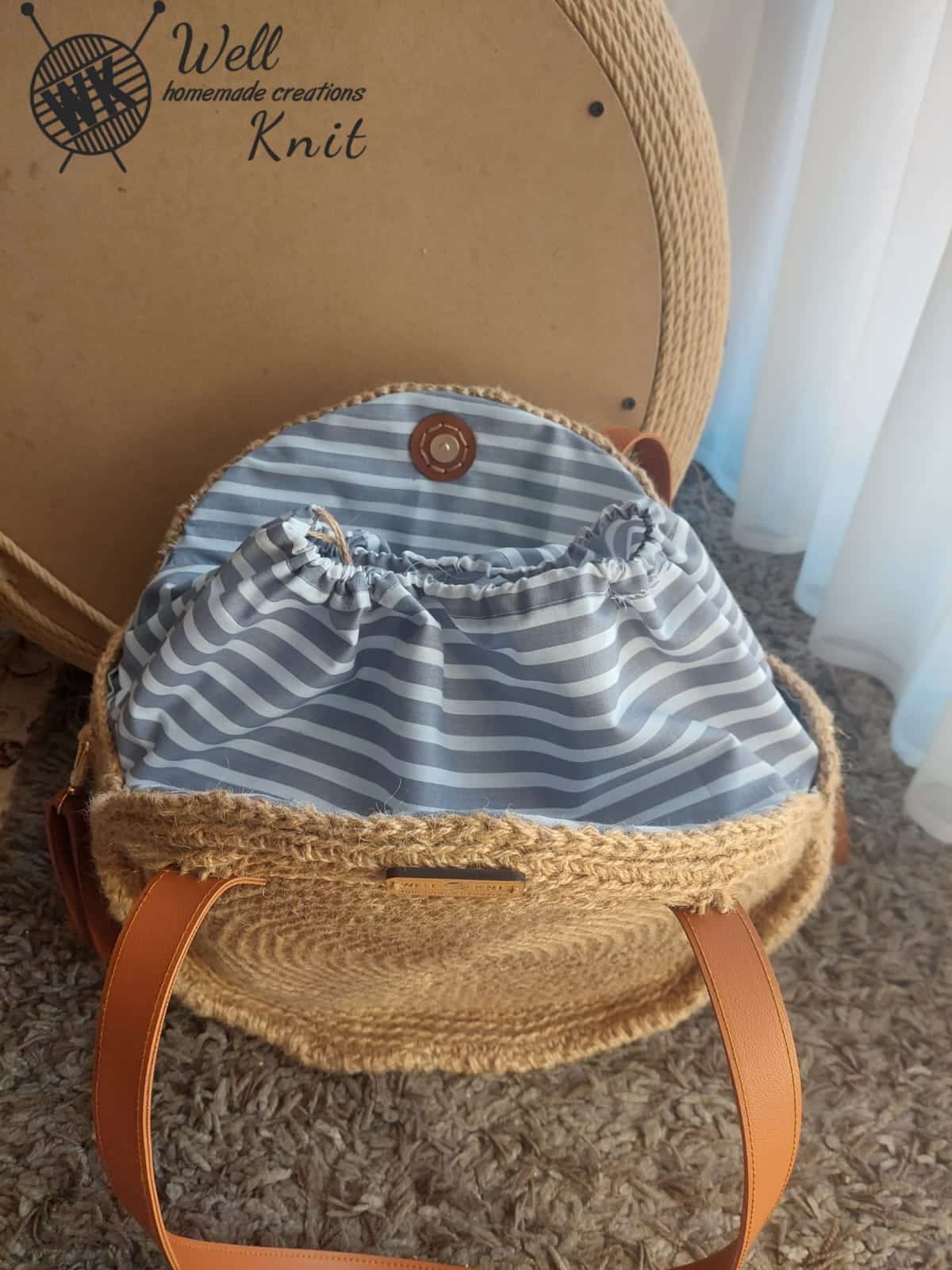 Stylish round bag 2 Picsart 22 09 06 22 02 15 764