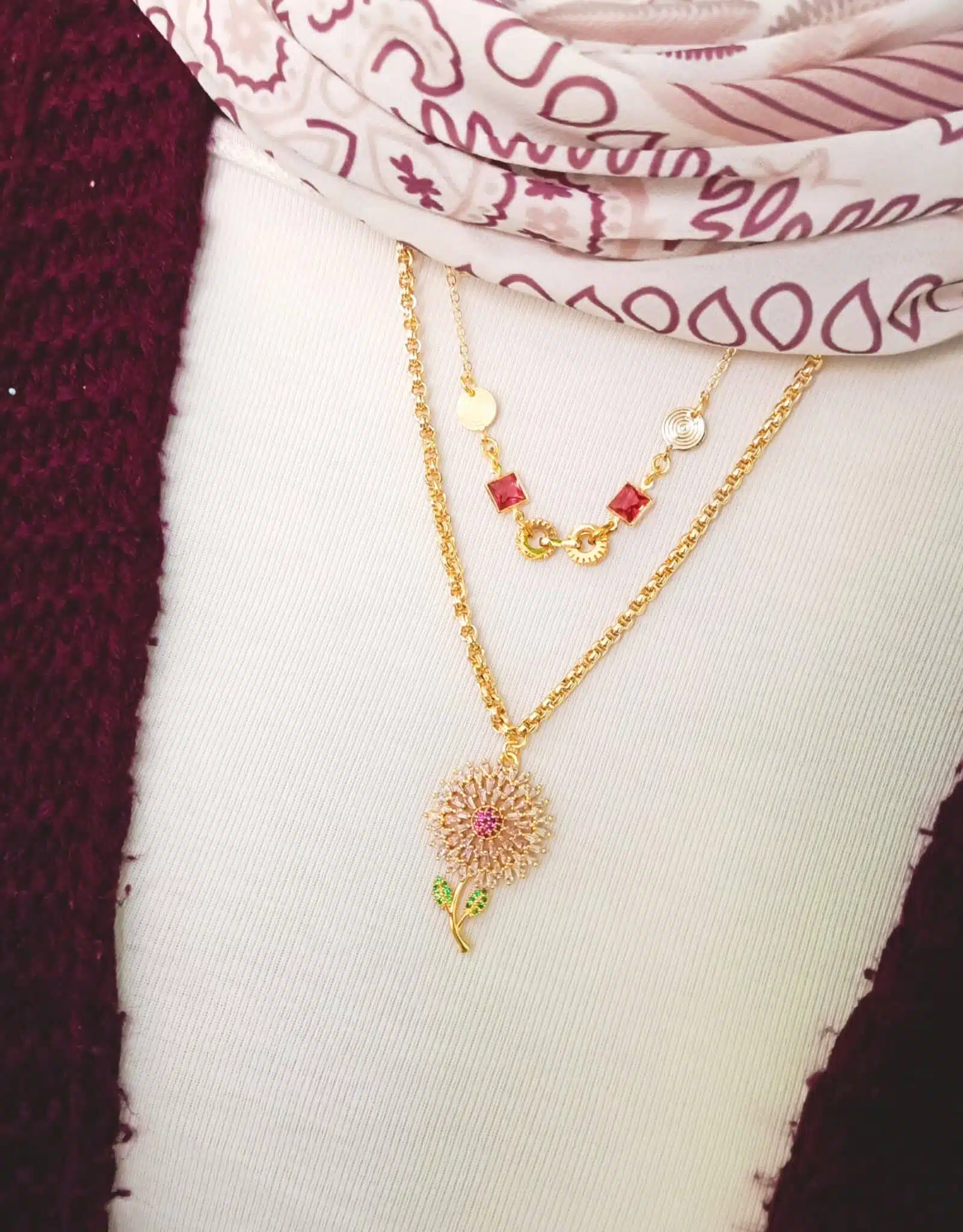 2-layered flower necklace 3 Picsart 24 01 06 21 24 33 252 scaled
