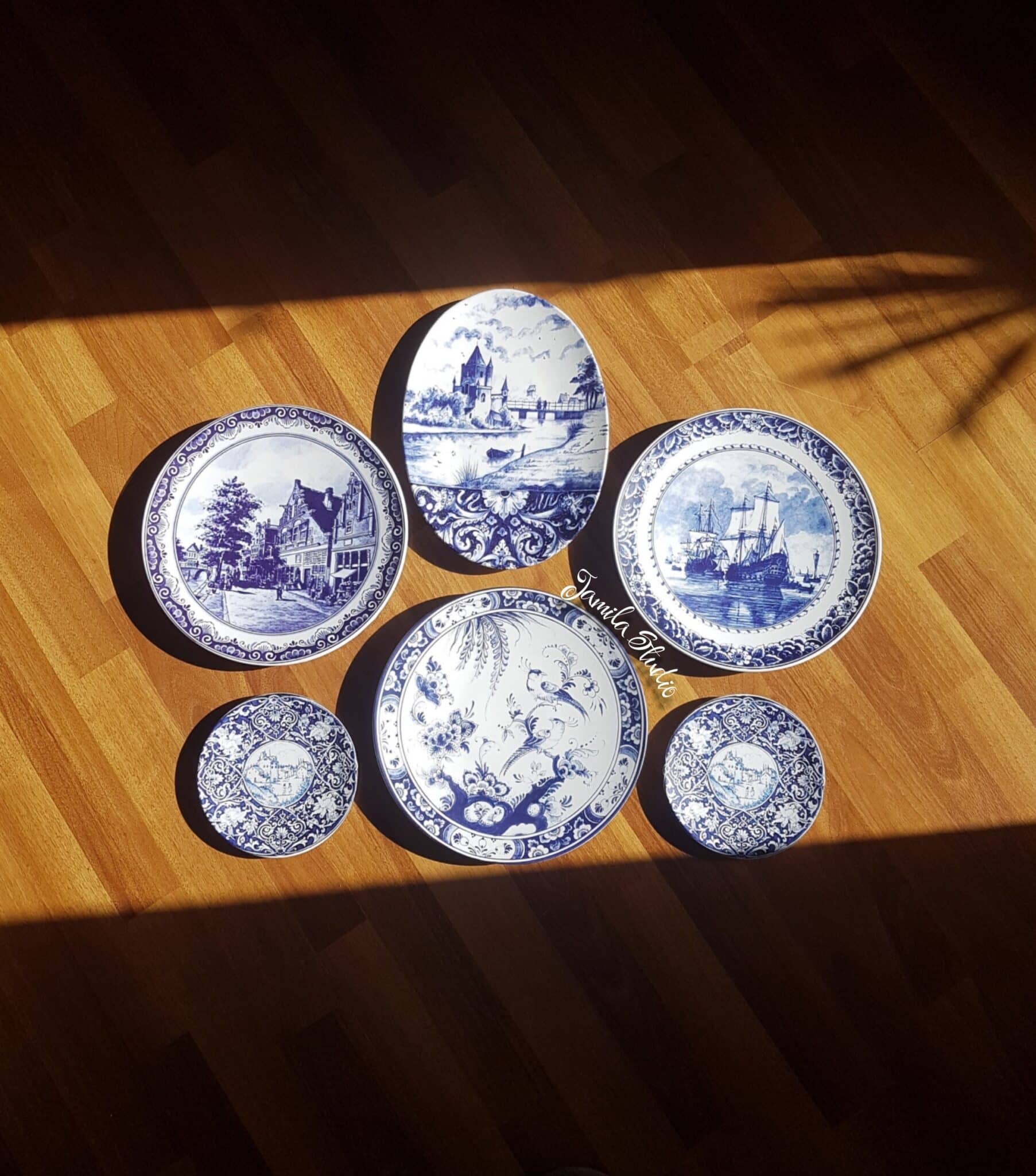 Bleu blanc wall plates 2 Picsart 24 01 09 17 37 44 987 scaled