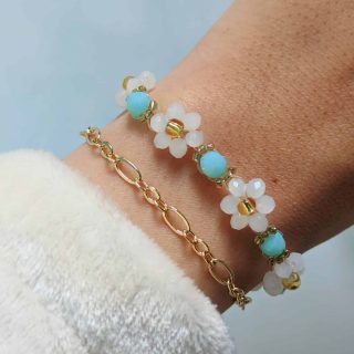 crystal daisies bracelet - baby blue