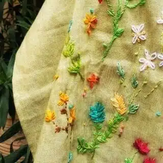 Pistachio Garden Linen Shawl