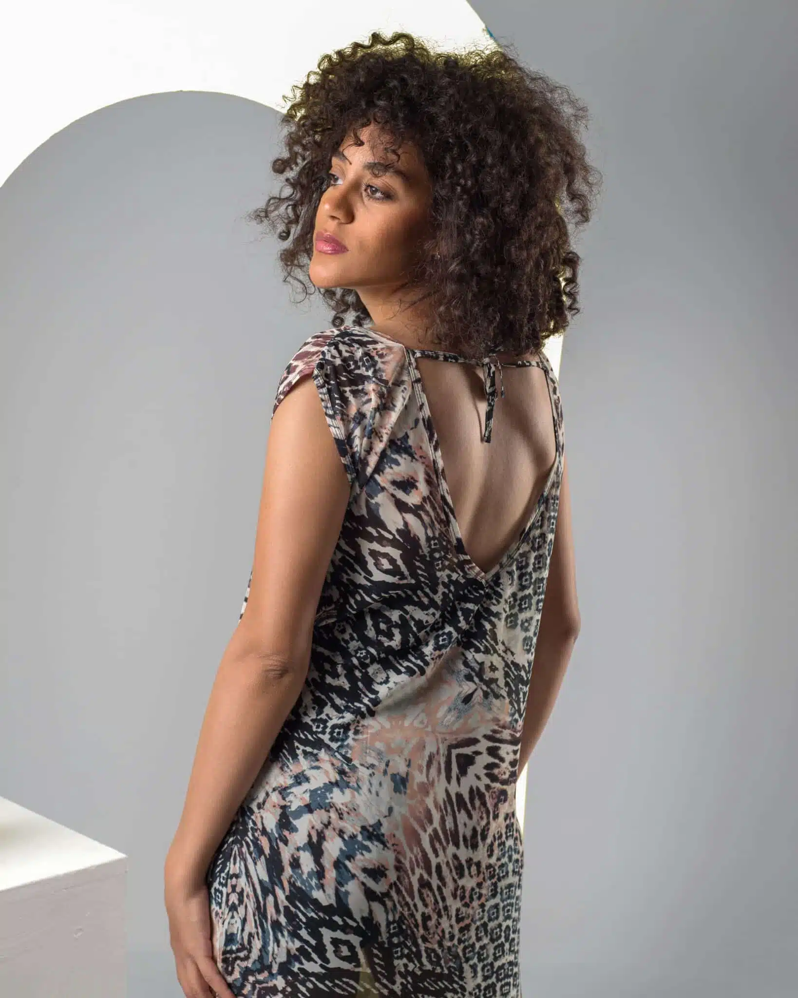 Mira Coverup 3 SAY6529 min scaled