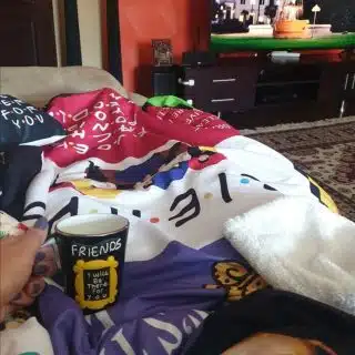 Friends frames Blankie