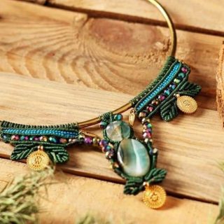 Micromacrame gold plated brass and agate necklace