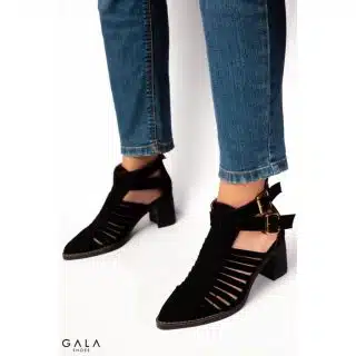 Interwoven strips heeled shoes