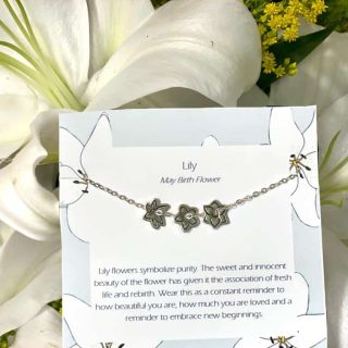 Lilies Silver Necklace
