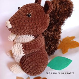 Amigurmi velvet squirrel toy 🐿️