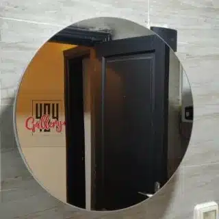 Round cupbord mirror (bathroom)