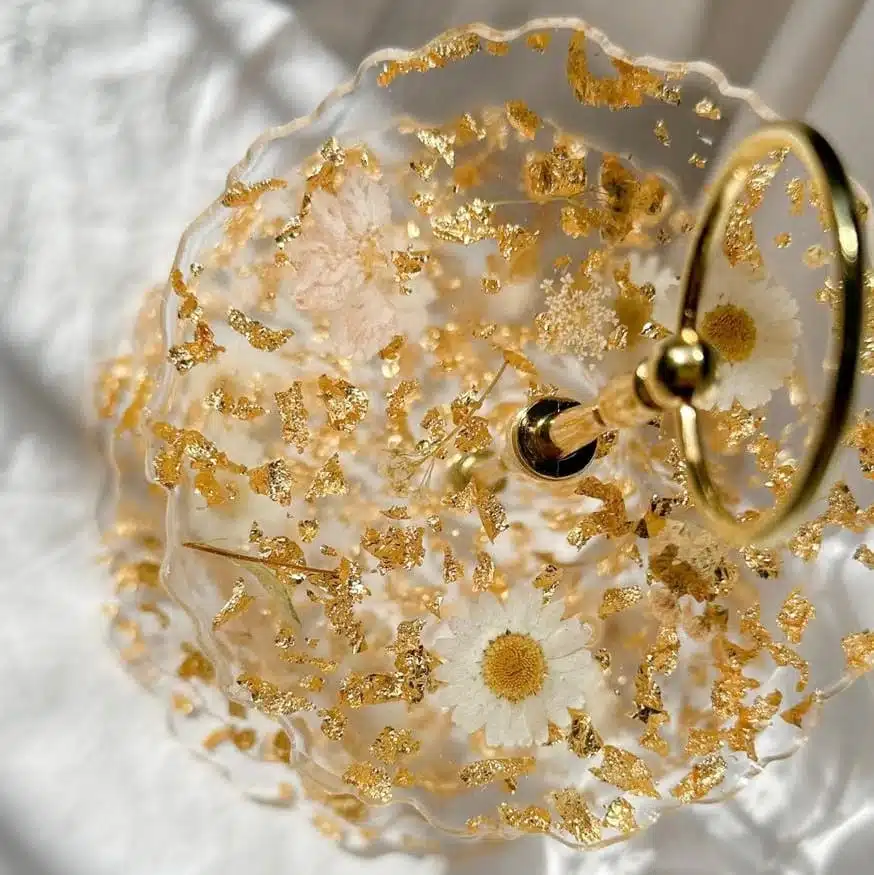 Golden Bloom 3-Tier Resin Stand 2 WhatsApp Image 2023 01 23 at 16.53.59 2