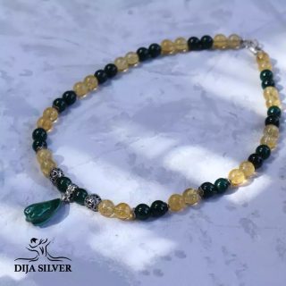 agate yellowish stones necklace