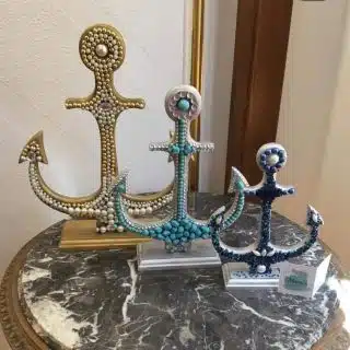 Anchor decor with beads