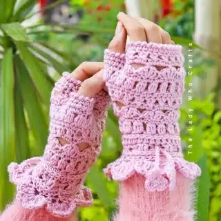 secret garden fingerless gloves