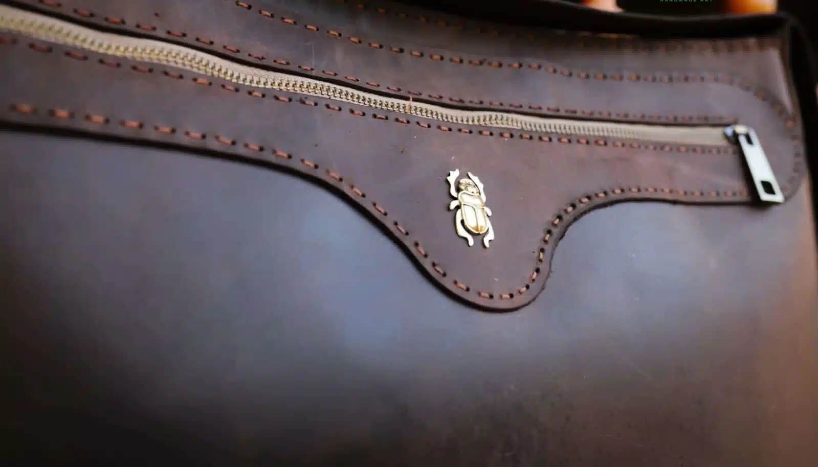 شنطه لاب توب جلد طبيعي 2 WhatsApp Image 2024 08 17 at 00.41.35 f8c8dd13