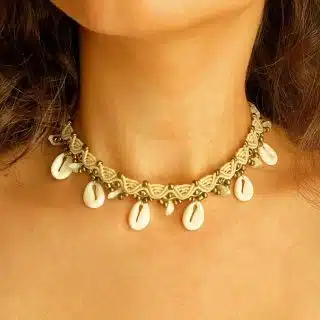 Shells Choker
