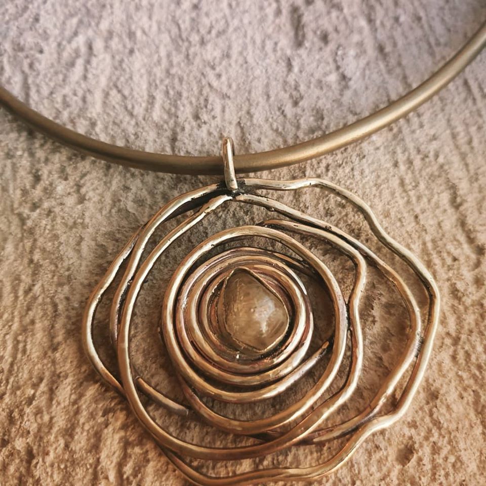 Wire flower set 4 Wire flower with citrine stone 1