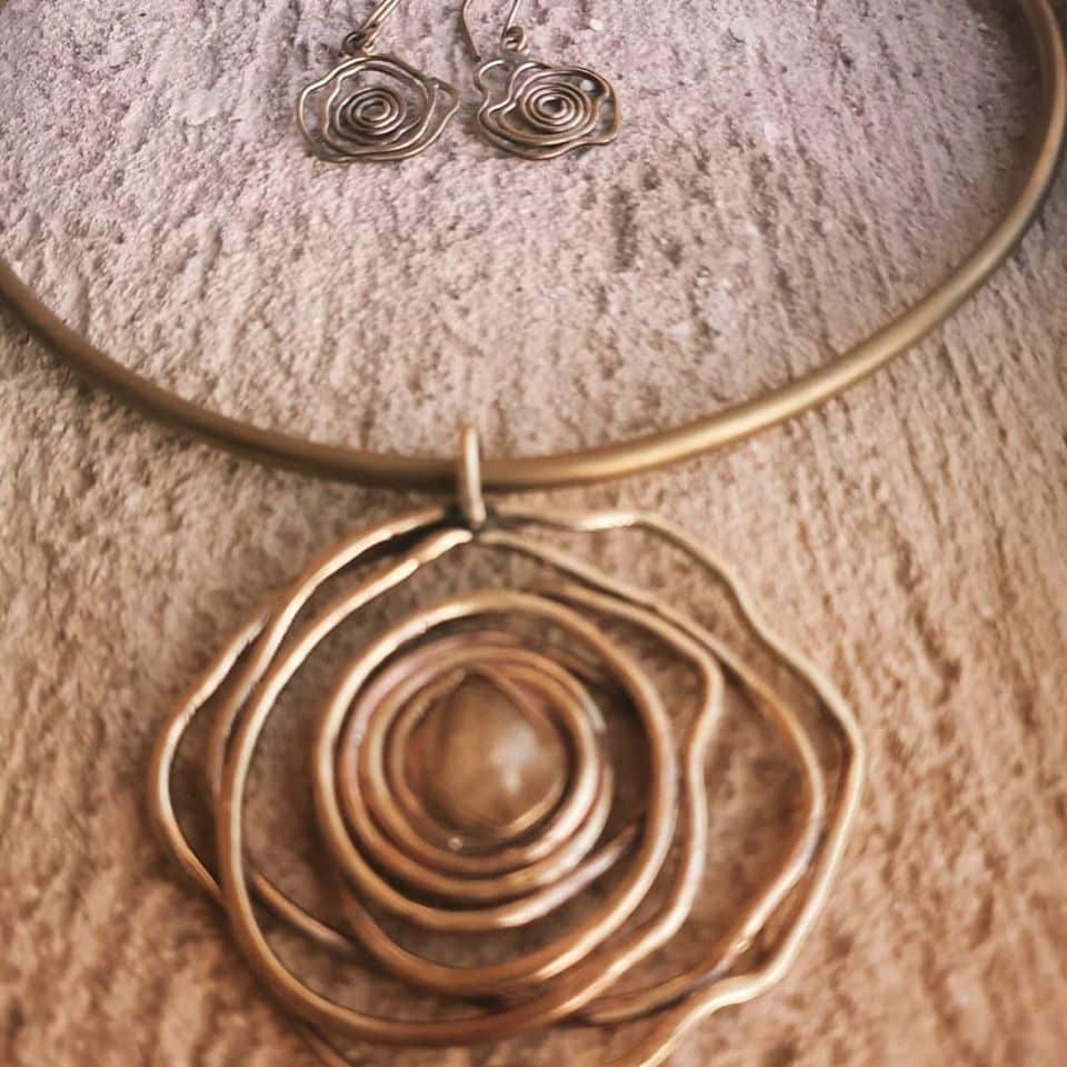 Wire flower set 2 Wire flower with citrine stone 3