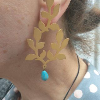 Earring stone blue
