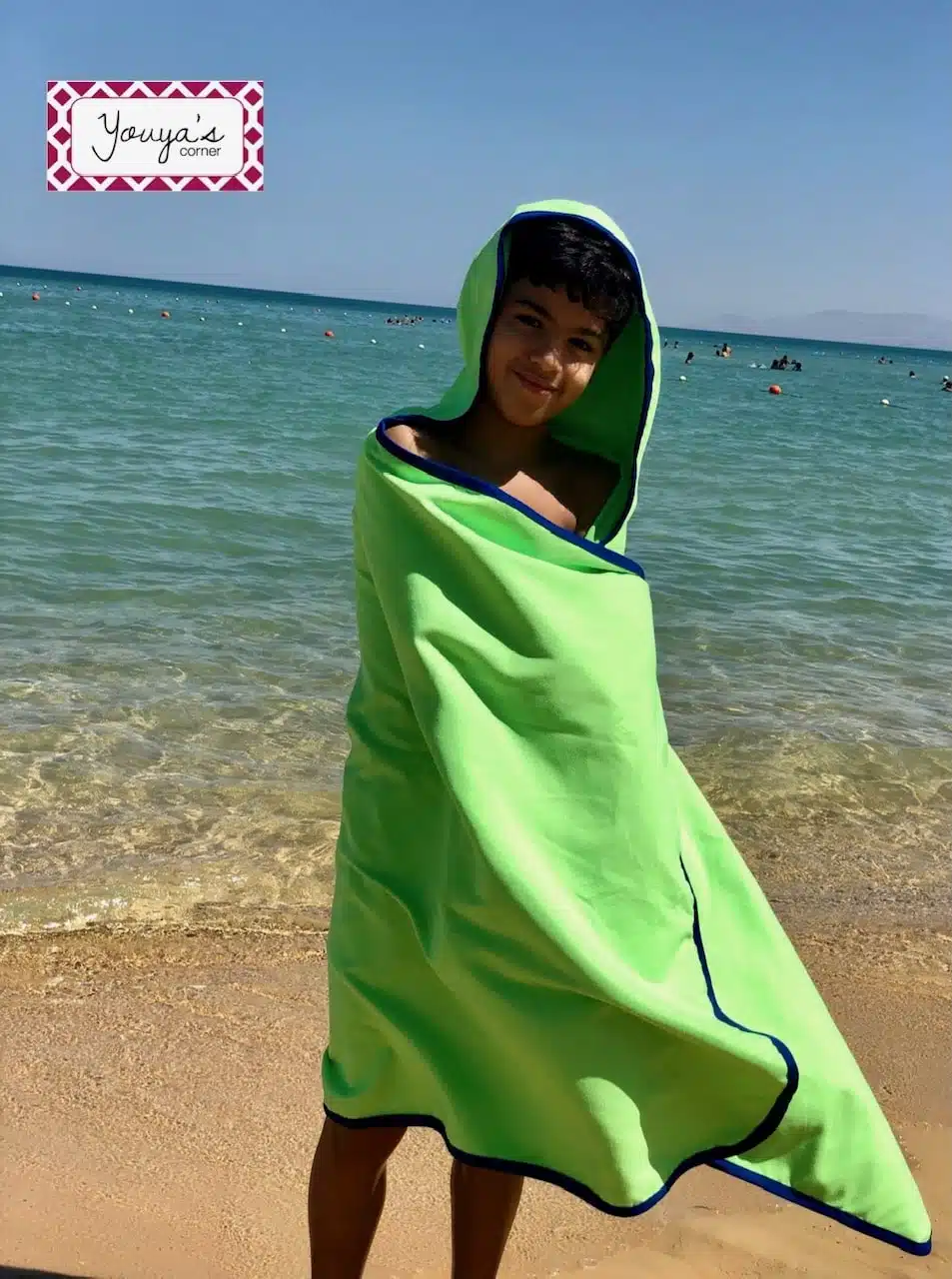 Microfiber hooded towel (green) 1 Microfiber hooded towel (green)