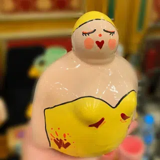 NADYA in yellow (Faties family brand owners)