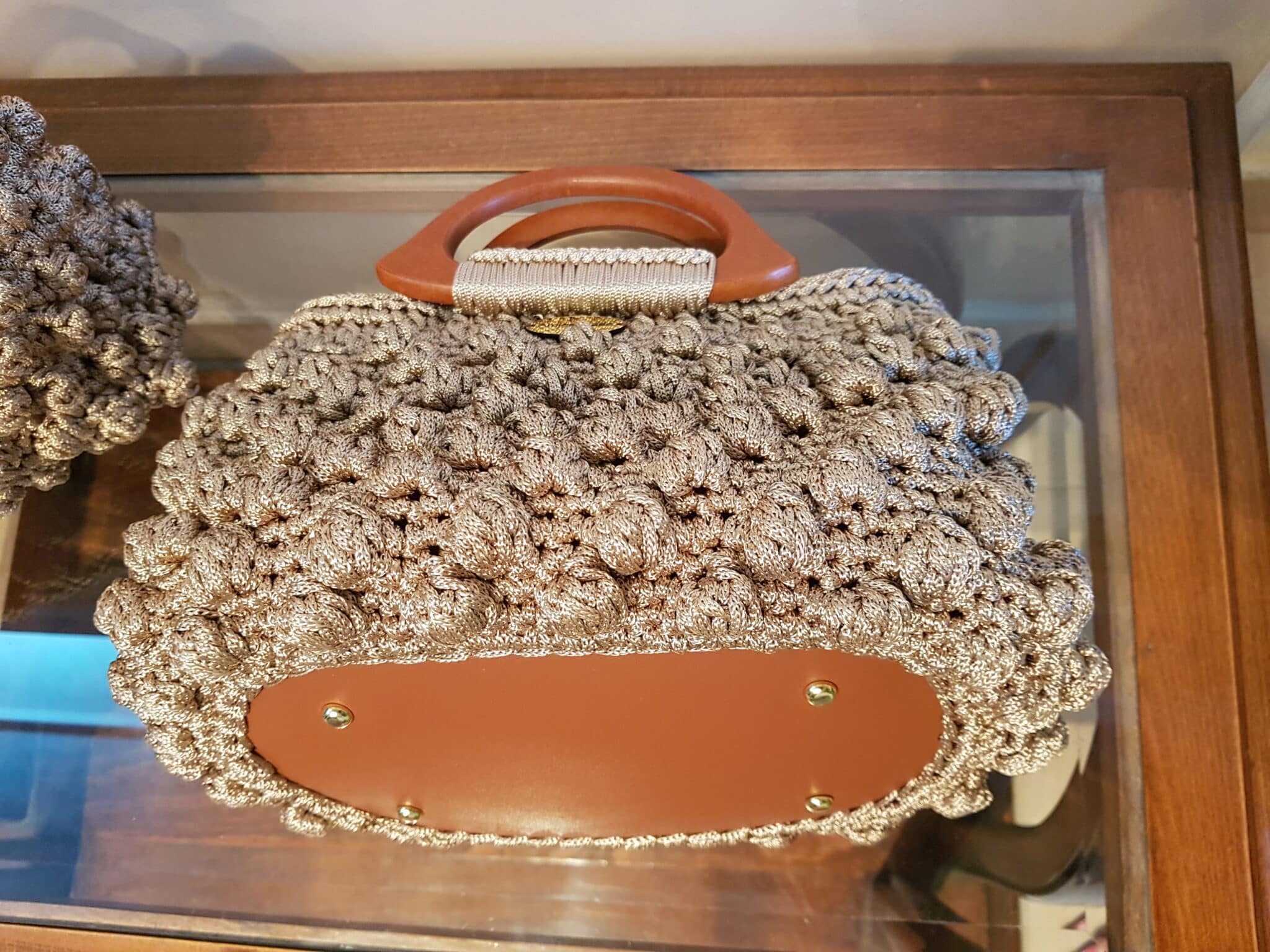 Modern bubbles design 3 inbound5980876974774675125 scaled