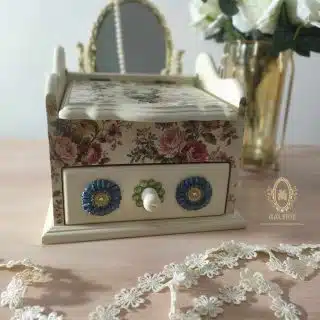 Floral decoupaged organizer